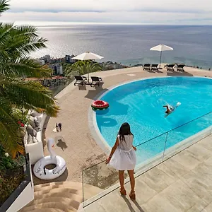 Villa Sky By An Island, Funchal (Madeira)