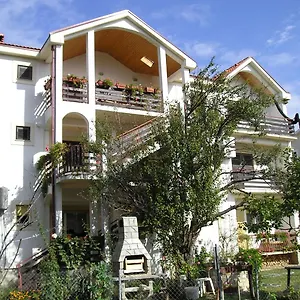 https://apartments-oasis-nin.hotelinzadar.com